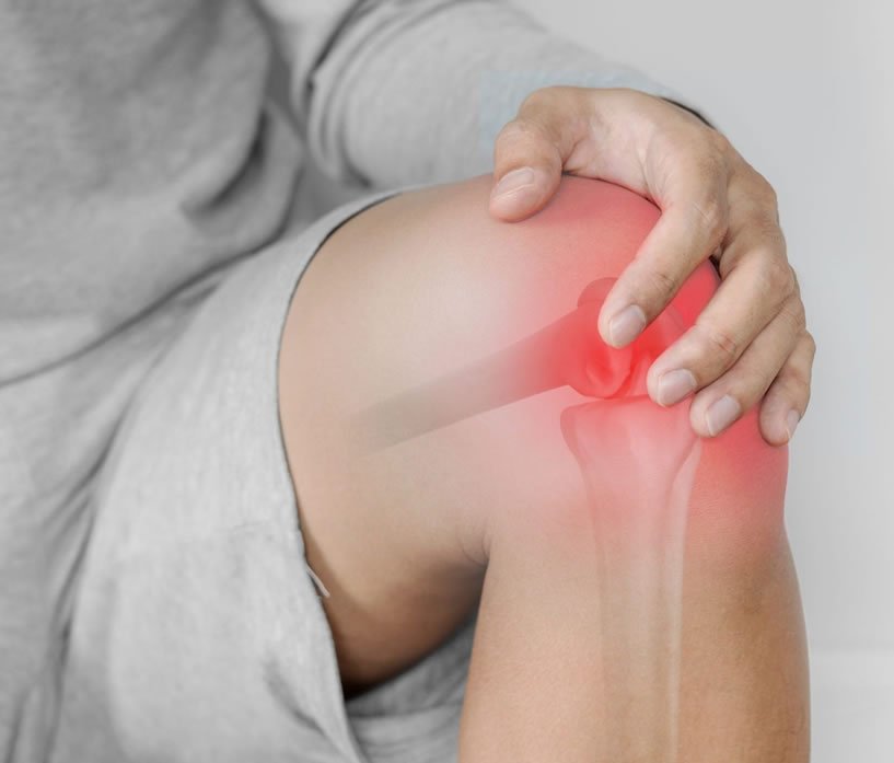 Persona con dolor de rodilla